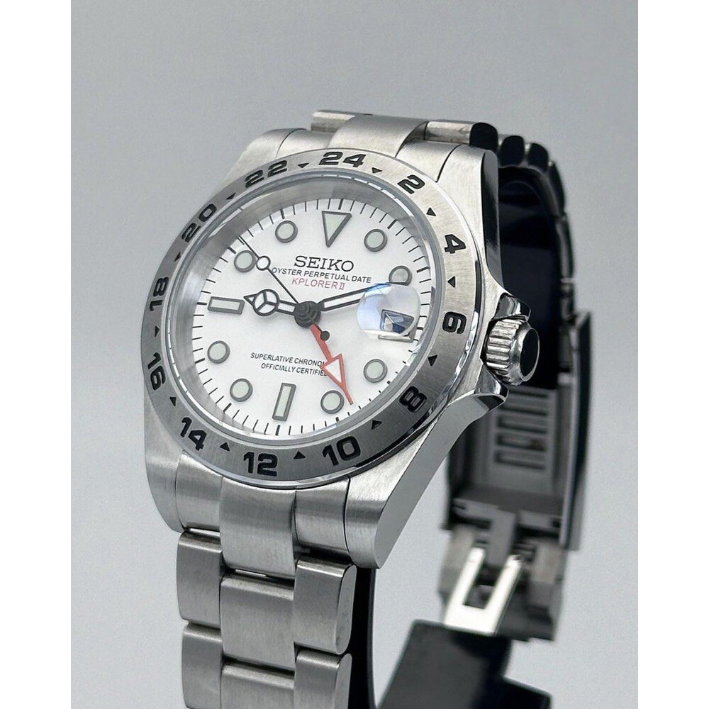 Custom Seiko Mod White Polar Kplorer II Automatic GMT 39mm